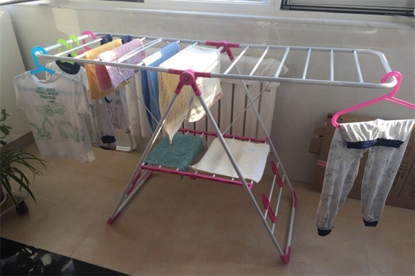 鹏伟折叠晾衣架